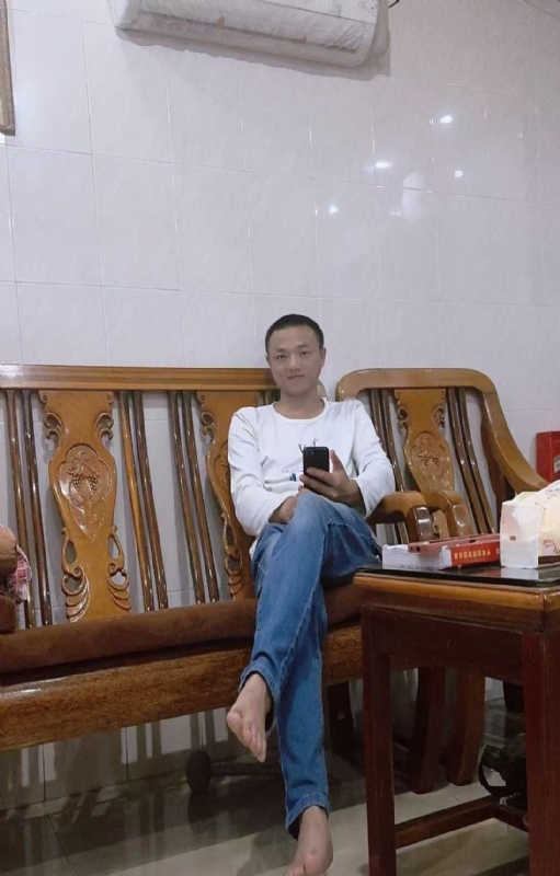 知年的第三张照片--揭阳闪婚服务中心